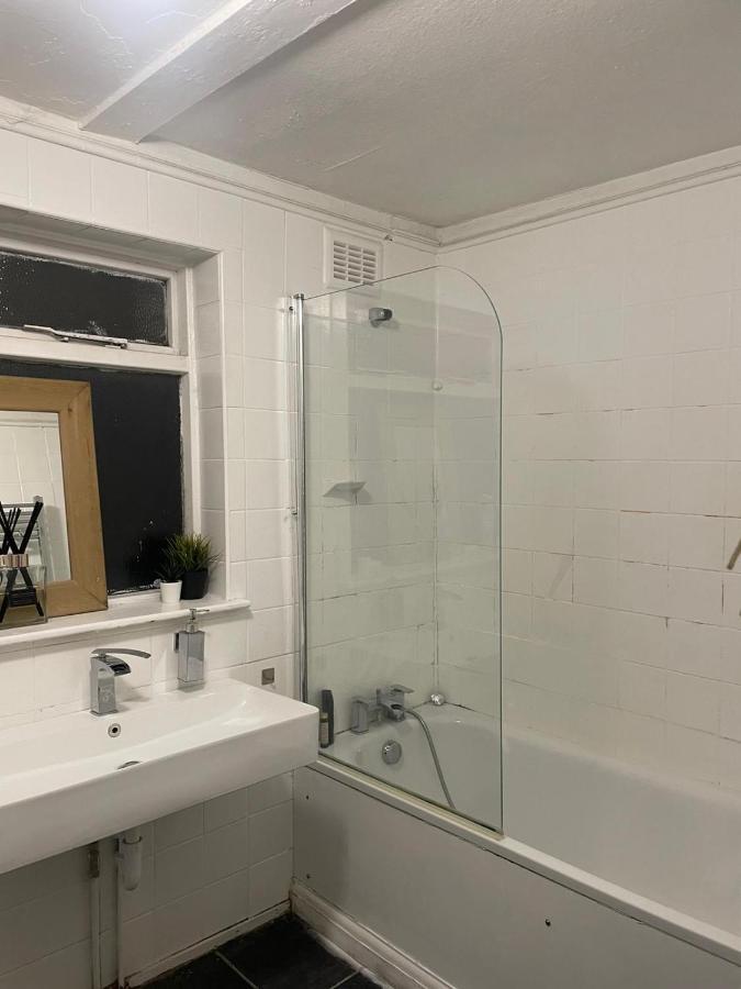 Balham, South London Spacious Guest House 5, 6 Rooms Available Exterior foto